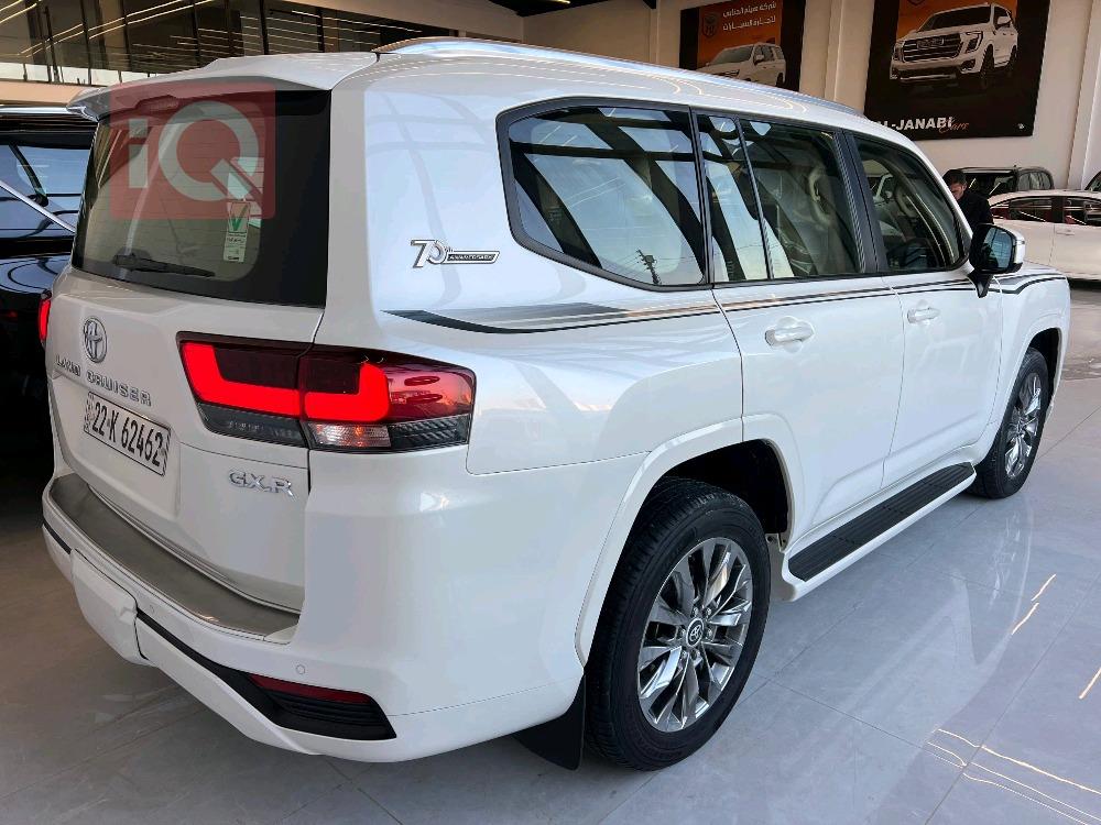 تويوتا لاندكروزر